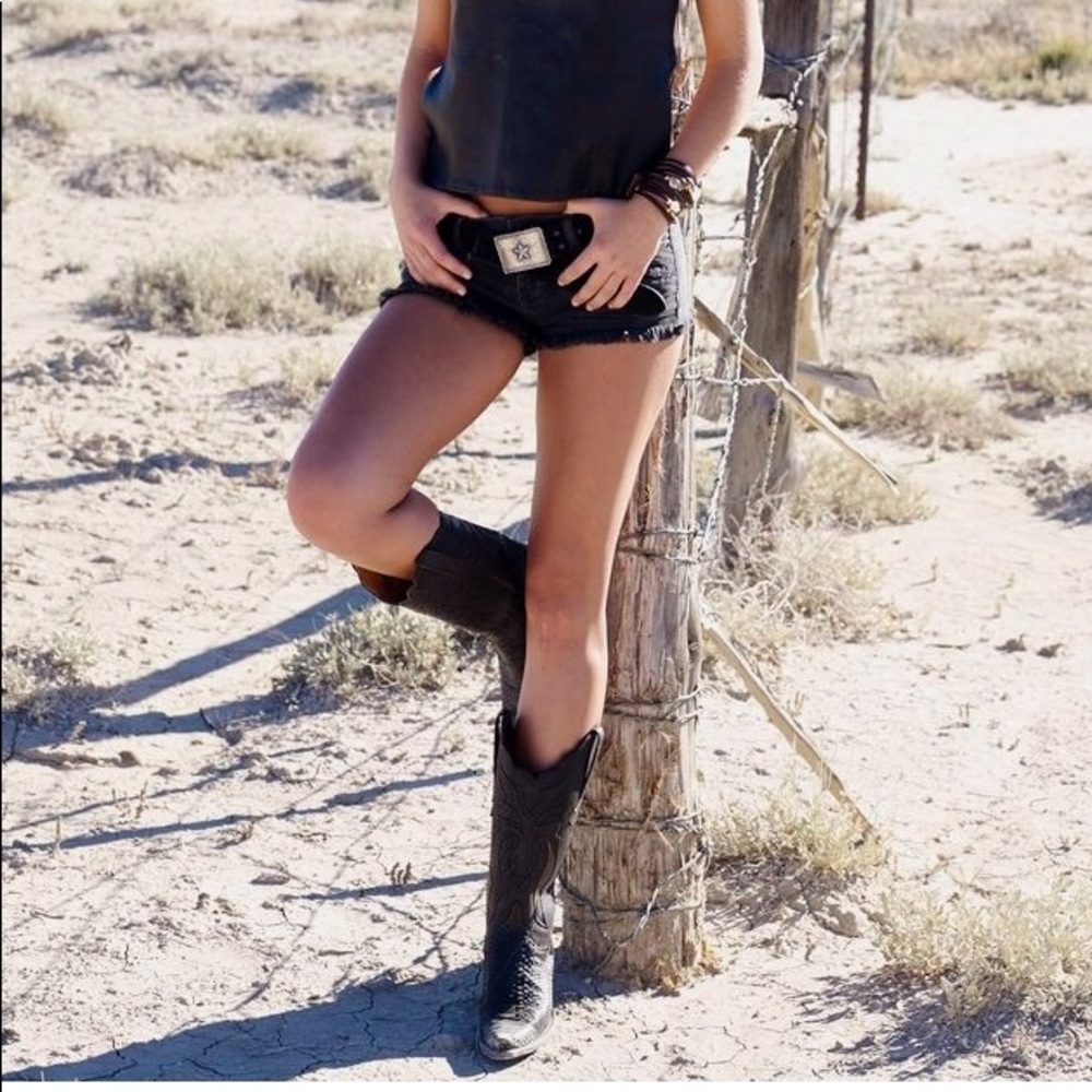 ❤️🌷💐Albilene Black Boots💐🌹❤️